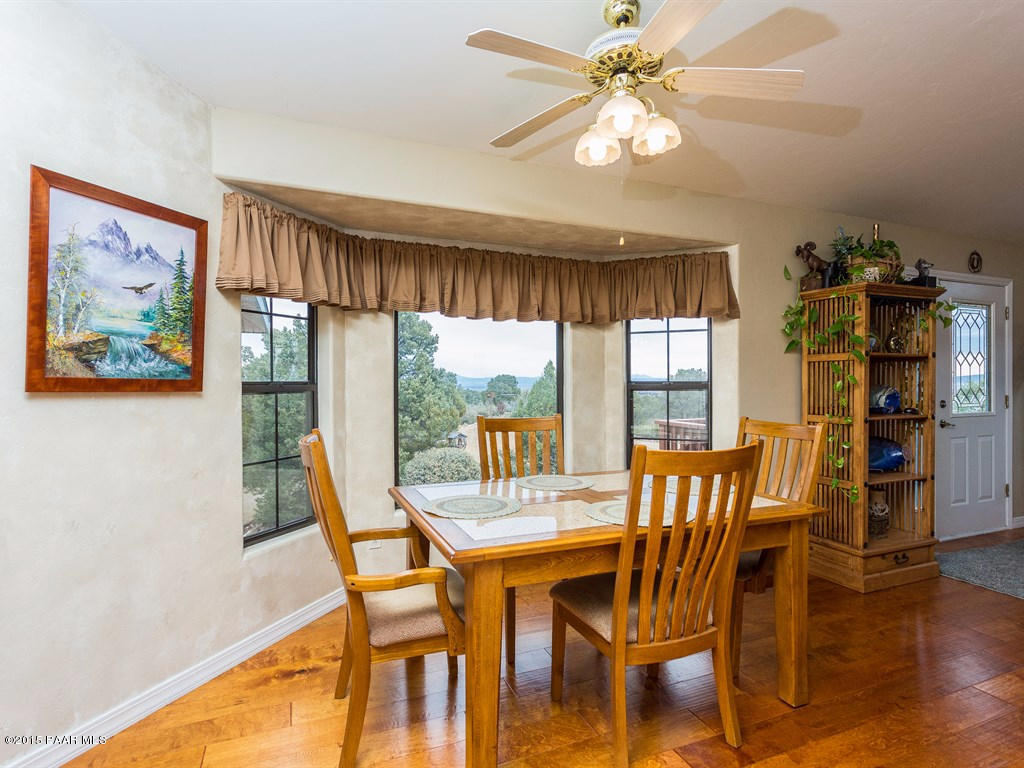 4230 Marlow Road Prescott, AZ 86305 - Photo 8 of 25 Dinning Nook