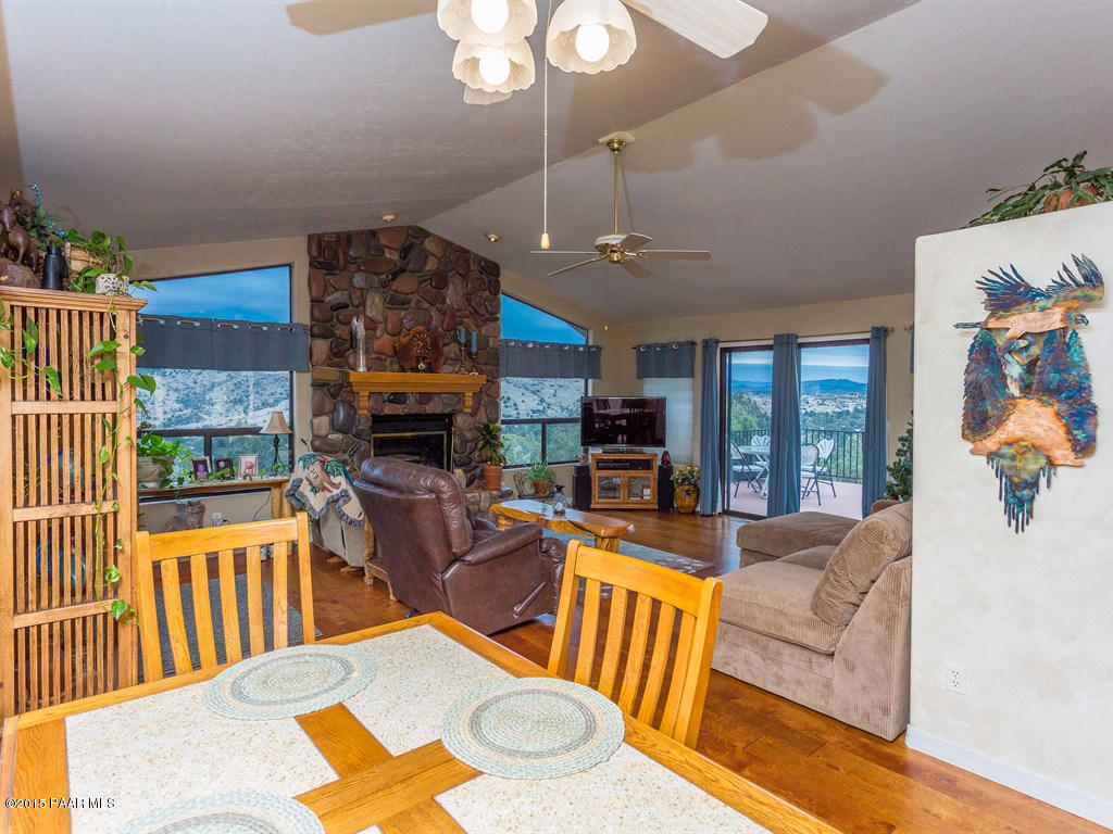 4230 Marlow Road Prescott, AZ 86305 - Photo 9 of 25 Dinning Nook