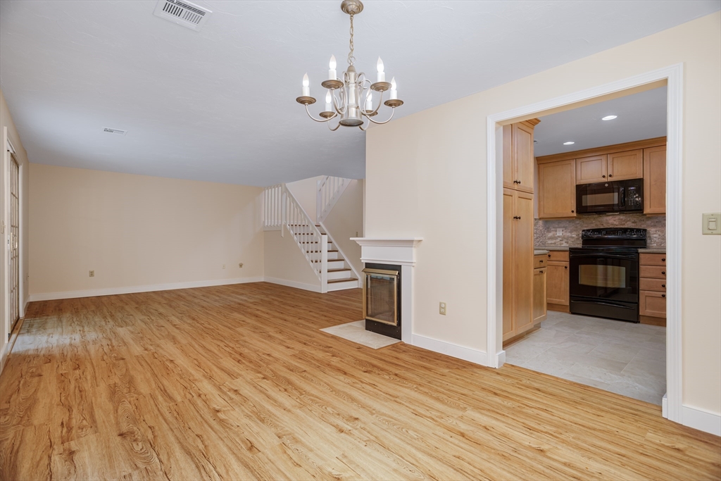 212 Ridgefield Circle, Unit 212B Clinton, MA 01510 - Photo 8 of 42