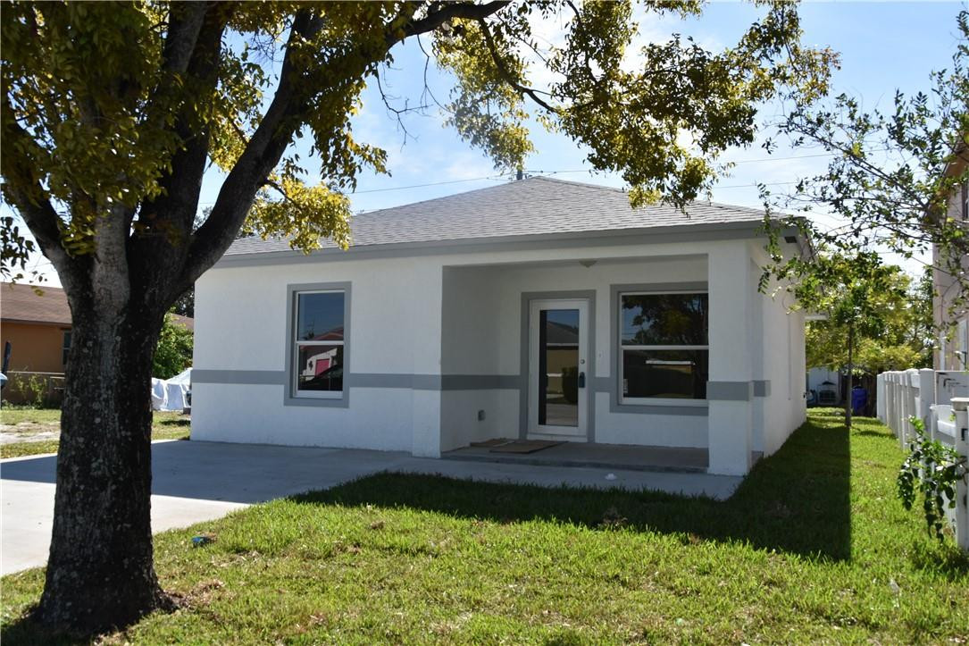 2246 Raleigh Street Hollywood, FL 33020 - Photo 1 of 40 Front