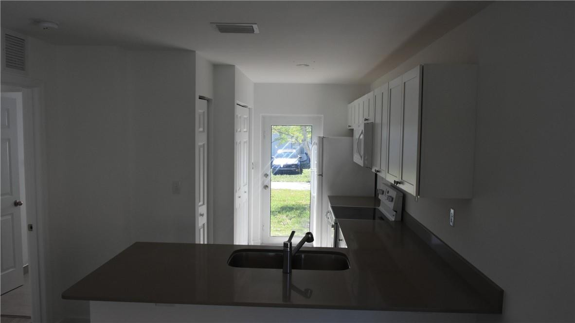 2246 Raleigh Street Hollywood, FL 33020 - Photo 12 of 40 Photo 12