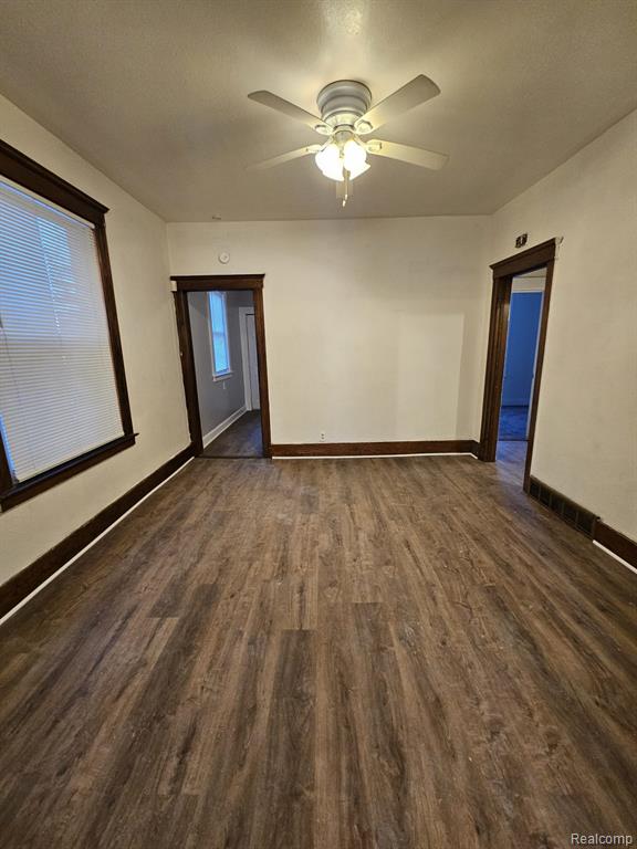 295 Marston Street Detroit, MI 48202 - Photo 2 of 8