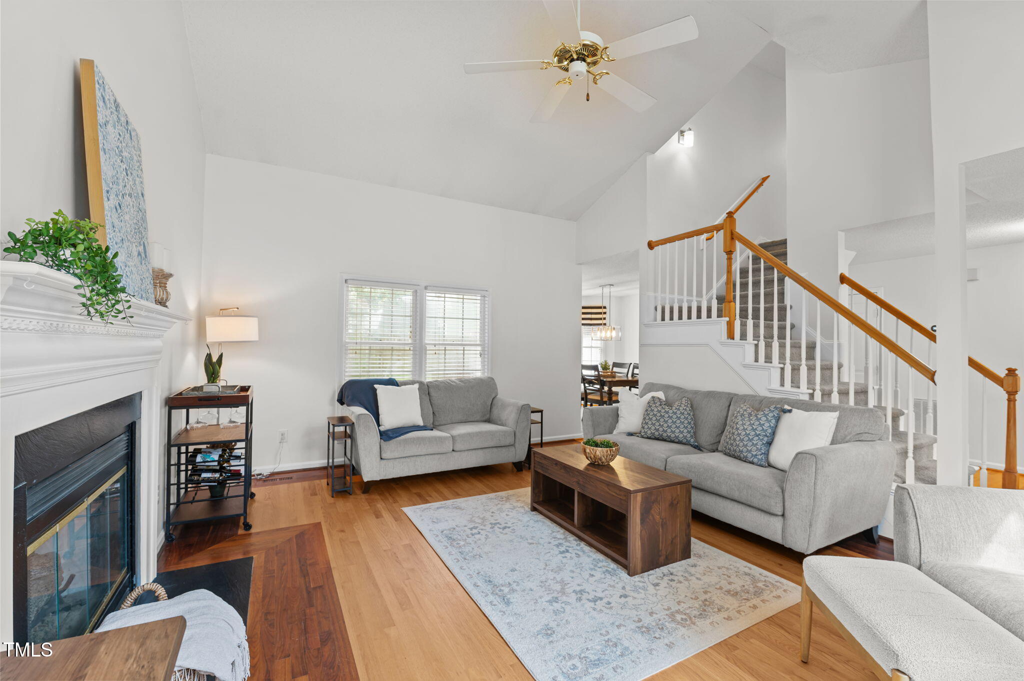 12005 North Exeter Way Raleigh, NC 27613 - Photo 5 of 38 Living Room