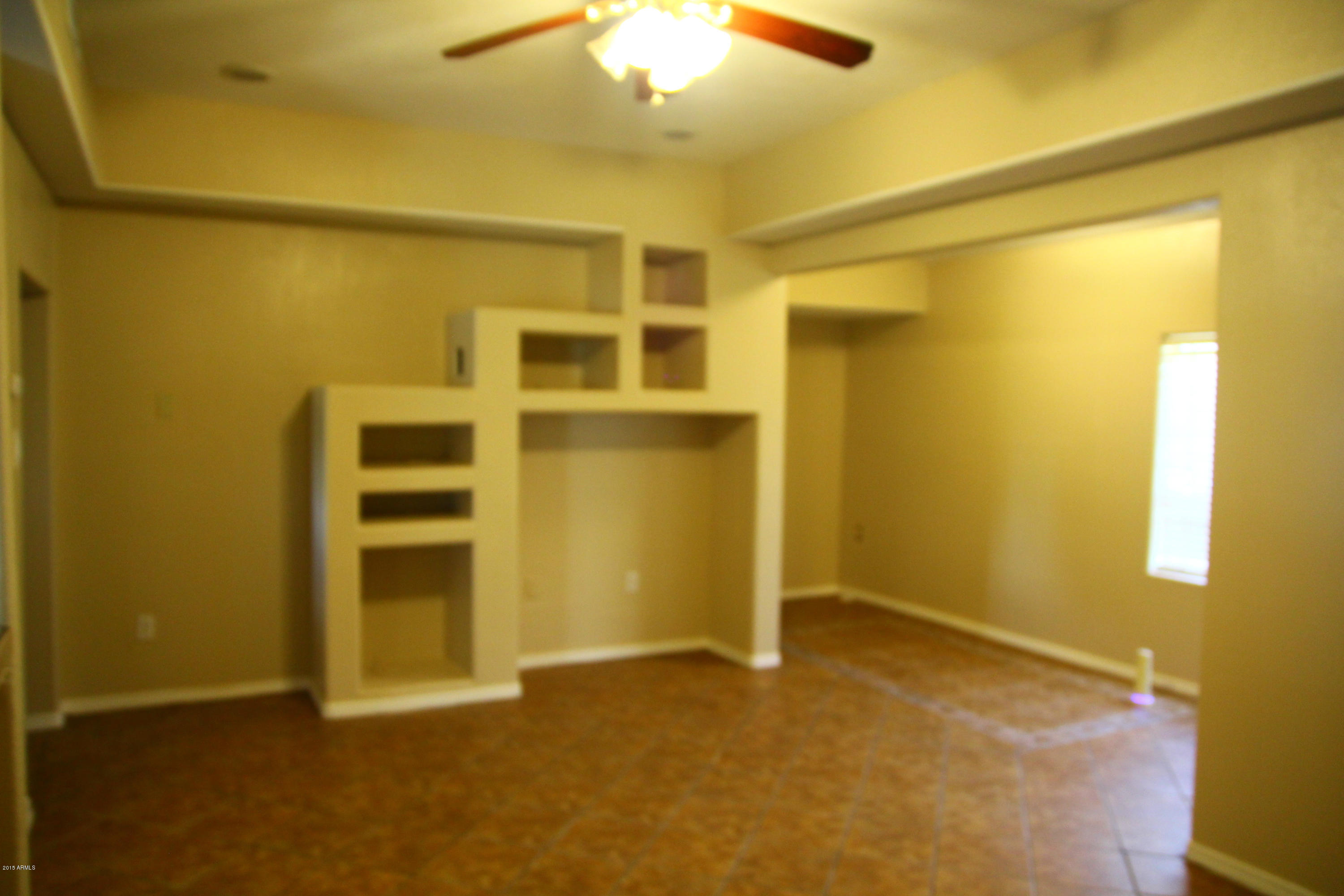 1940 East Monte Vista Road Phoenix, AZ 85006 - Photo 11 of 26 Gallery Image 11
