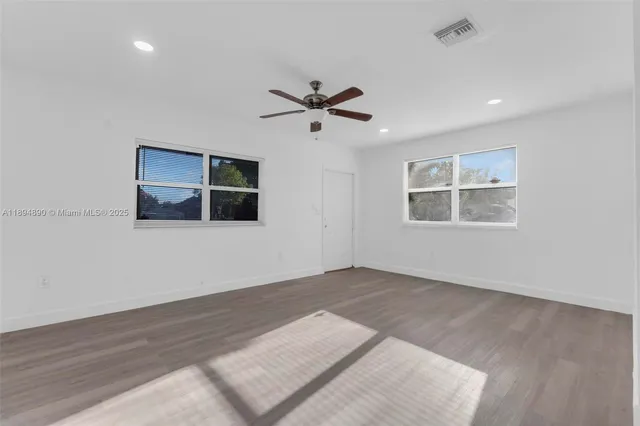 $3,200 | 3051 Northwest 77th Street, Miami, FL 33147