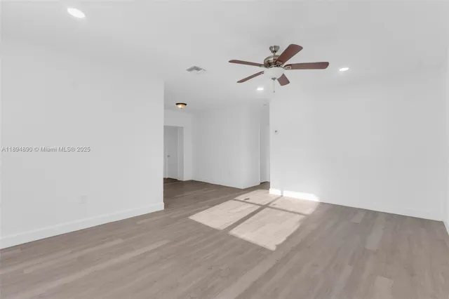 $3,200 | 3051 Northwest 77th Street, Miami, FL 33147