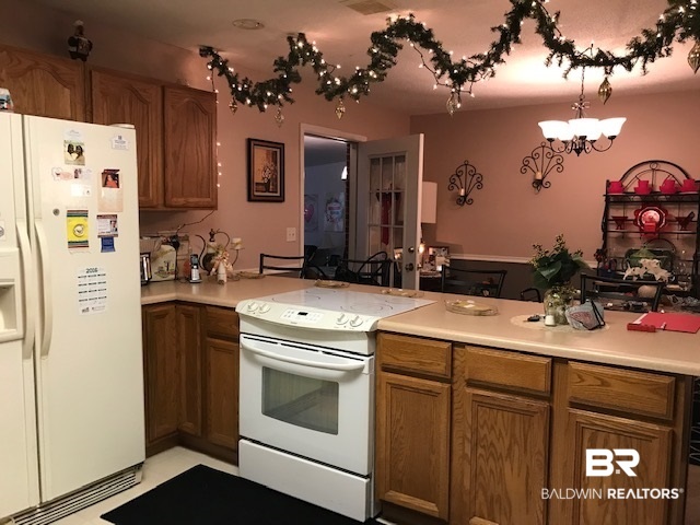 101 Virginia Drive Brewton, AL 36426 - Photo 6 of 19 Kitchen