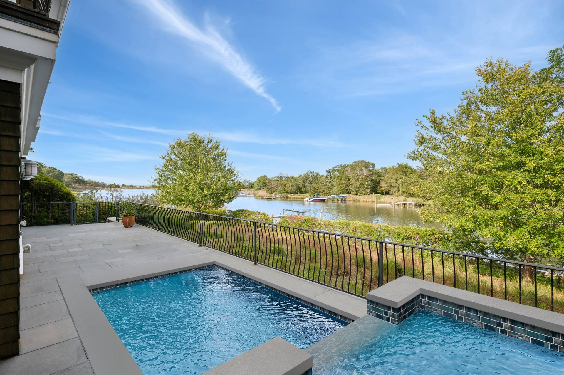 3937 Noyack Road Sag Harbor, NY 11963 - Photo 4 of 25