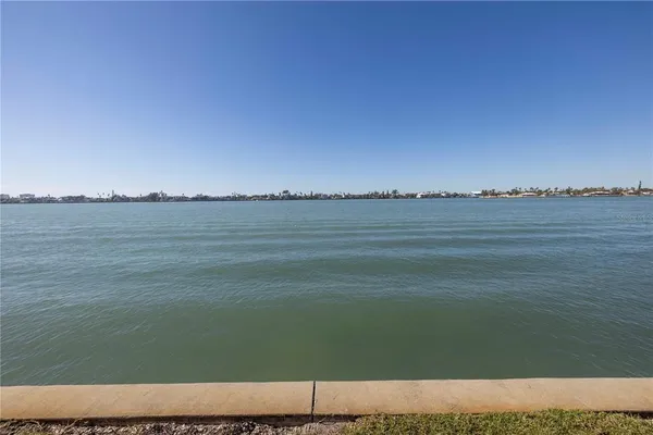 $3,800 | 800 Madonna Boulevard, Unit A, St. Petersburg, FL 33715