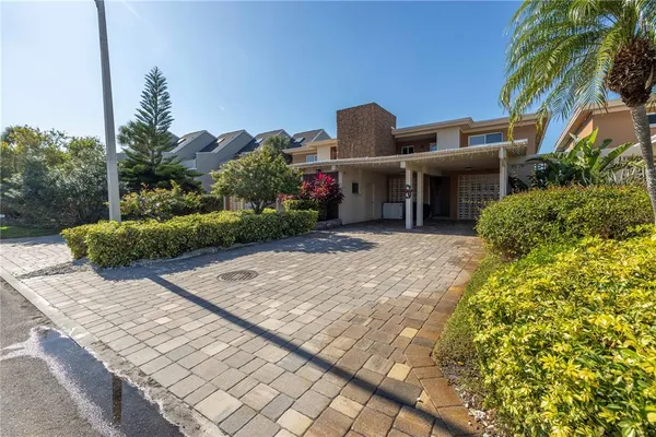 $3,800 | 800 Madonna Boulevard, Unit A, St. Petersburg, FL 33715