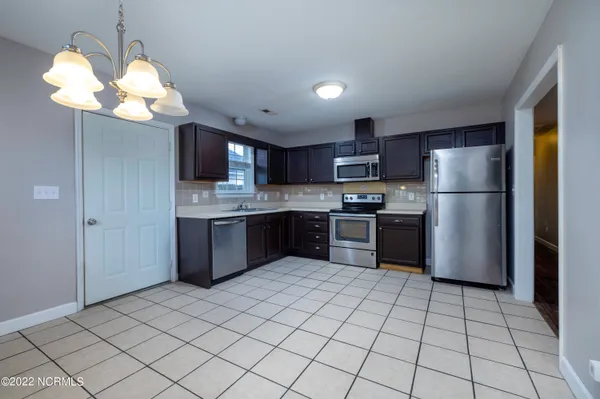 $1,450 | 129 Sanders Street, Jacksonville, NC 28540