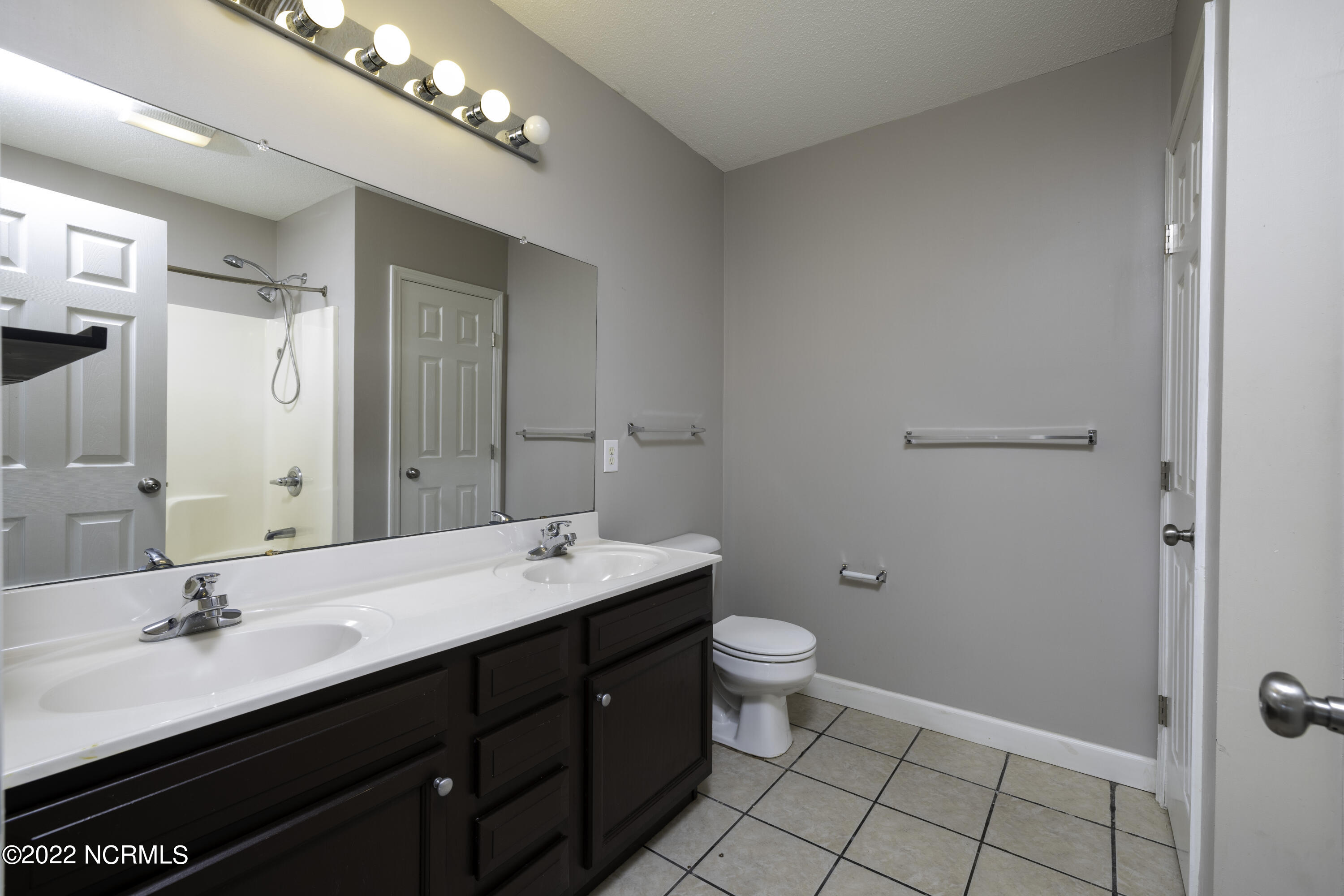 129 Sanders Street Jacksonville, NC 28540 - Photo 9 of 18 129_Sanders_St-15