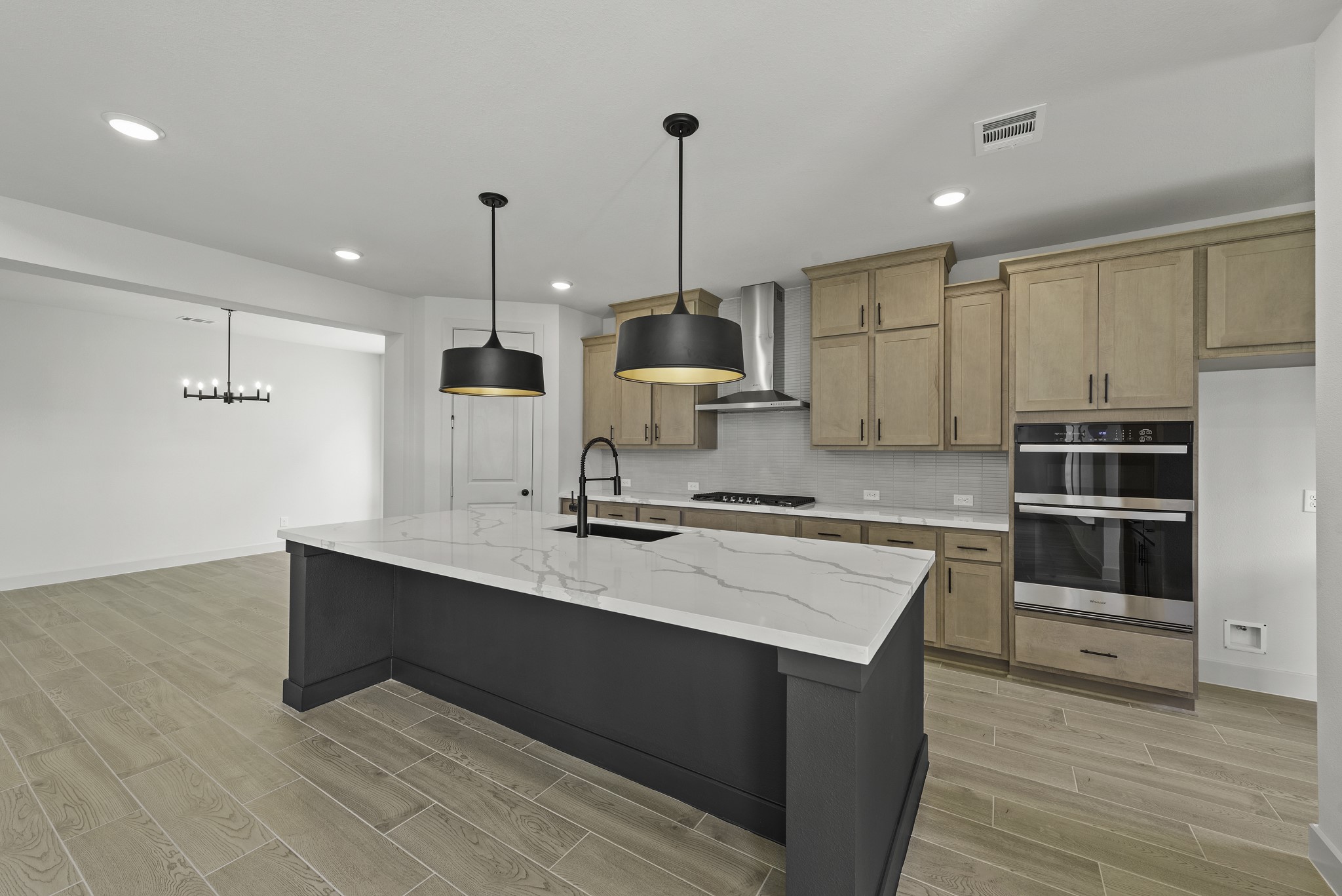 4914 Benton Wds Trail Rosenberg, TX 77471 - Photo 6 of 28 Representative image; features, selections and colors may vary.