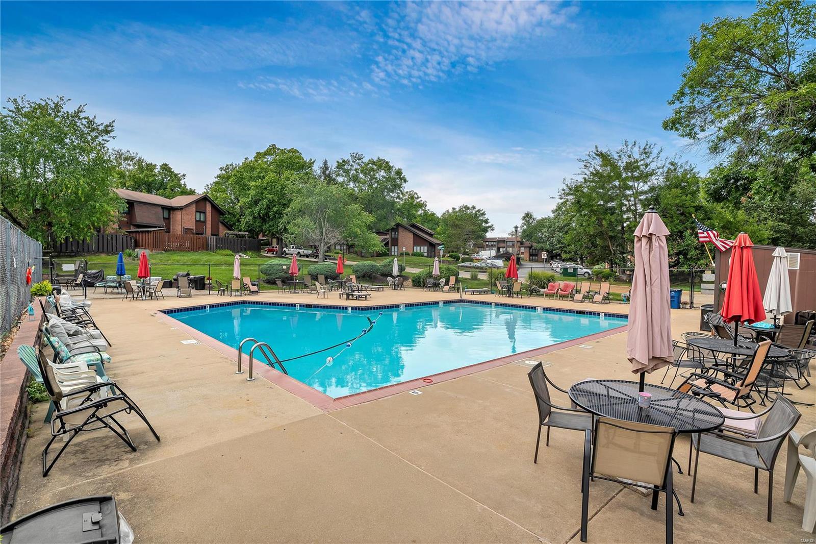 4352 Humber Circle St. Louis, MO 63129 - Photo 34 of 37