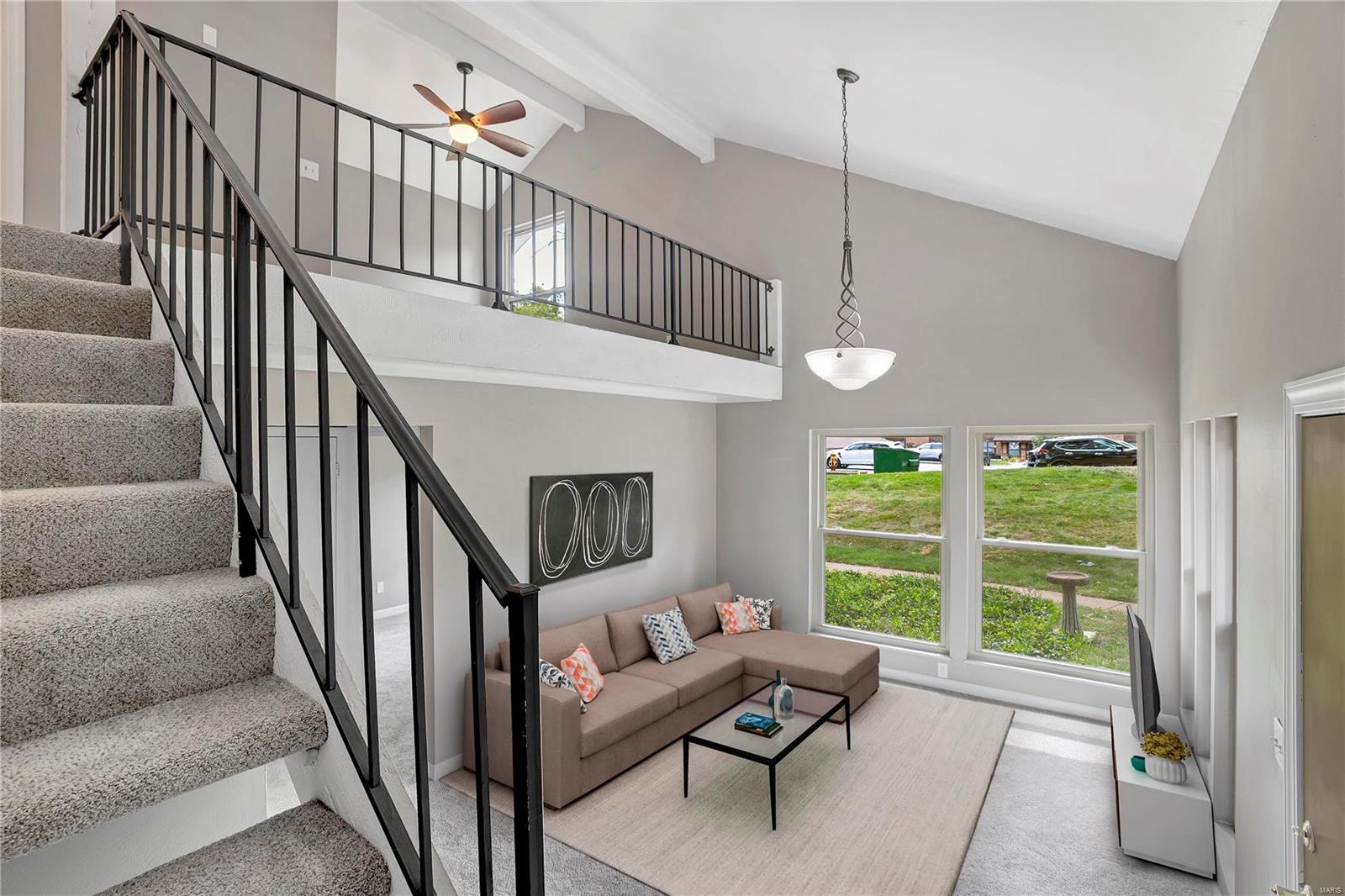 4352 Humber Circle St. Louis, MO 63129 - Photo 7 of 37