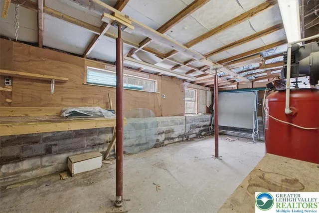 $1,800 | 50 Calvins Lane, Mertztown, PA 19539