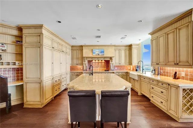 $4,750,000 | 6051 North Ocean Drive, Unit PH5, Hollywood, FL 33019