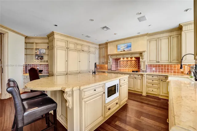 $4,750,000 | 6051 North Ocean Drive, Unit PH5, Hollywood, FL 33019