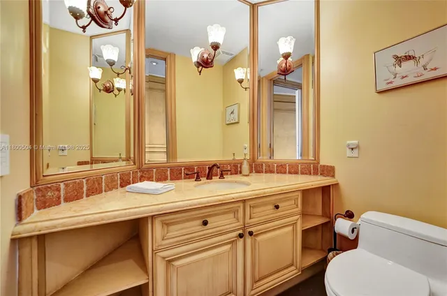 $4,750,000 | 6051 North Ocean Drive, Unit PH5, Hollywood, FL 33019