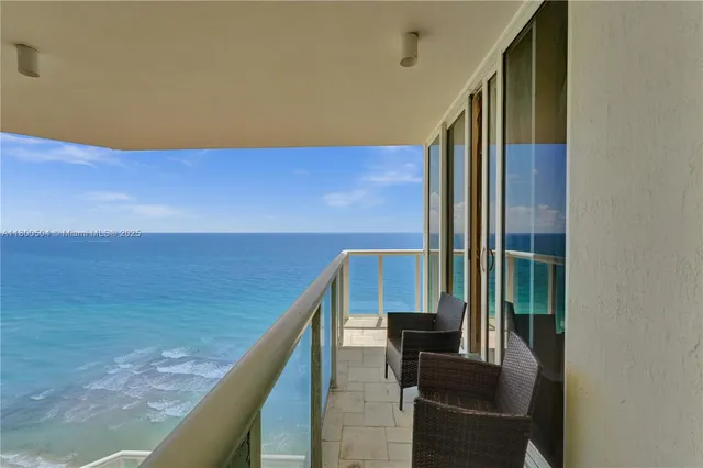 $4,750,000 | 6051 North Ocean Drive, Unit PH5, Hollywood, FL 33019