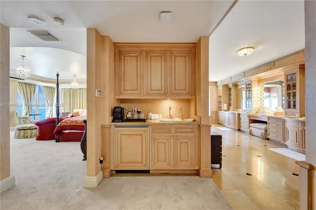 $4,750,000 | 6051 North Ocean Drive, Unit PH5, Hollywood, FL 33019