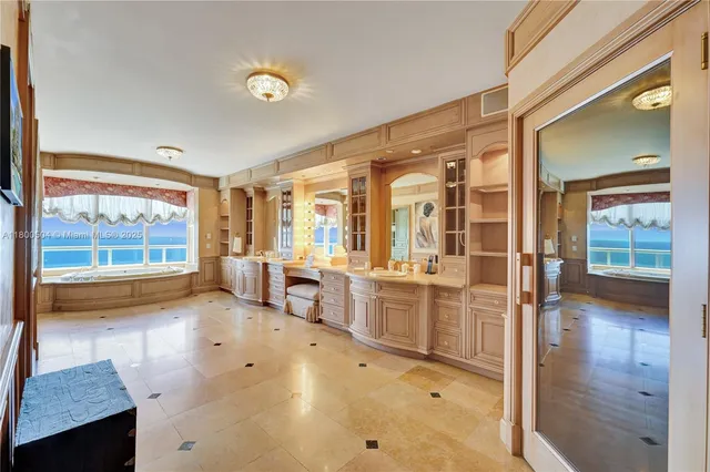 $4,750,000 | 6051 North Ocean Drive, Unit PH5, Hollywood, FL 33019