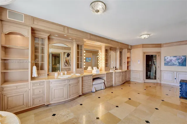 $4,750,000 | 6051 North Ocean Drive, Unit PH5, Hollywood, FL 33019