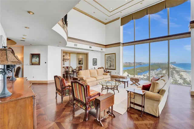 $4,750,000 | 6051 North Ocean Drive, Unit PH5, Hollywood, FL 33019