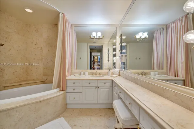 $4,750,000 | 6051 North Ocean Drive, Unit PH5, Hollywood, FL 33019