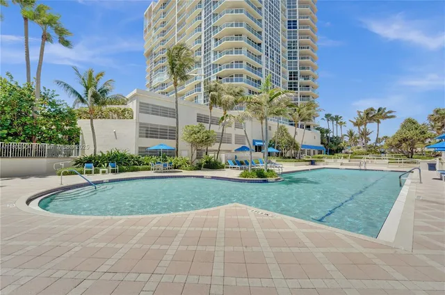 $4,750,000 | 6051 North Ocean Drive, Unit PH5, Hollywood, FL 33019