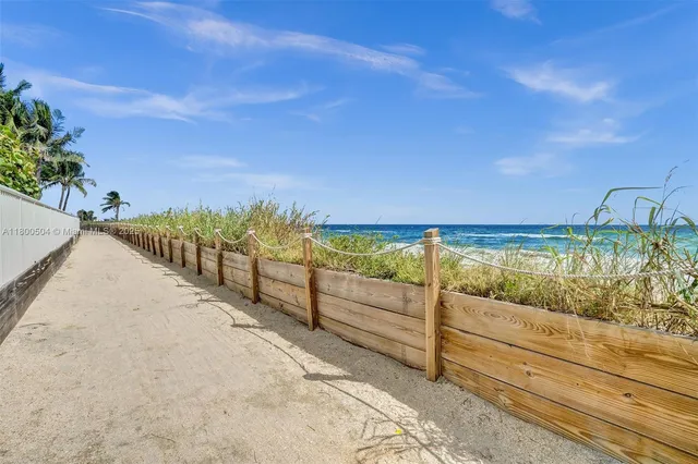 $4,750,000 | 6051 North Ocean Drive, Unit PH5, Hollywood, FL 33019