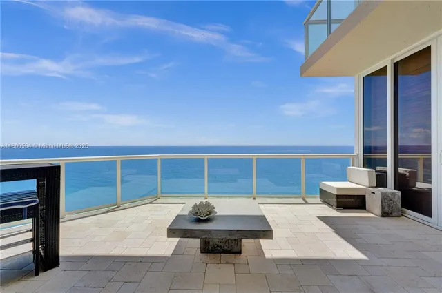 $4,750,000 | 6051 North Ocean Drive, Unit PH5, Hollywood, FL 33019