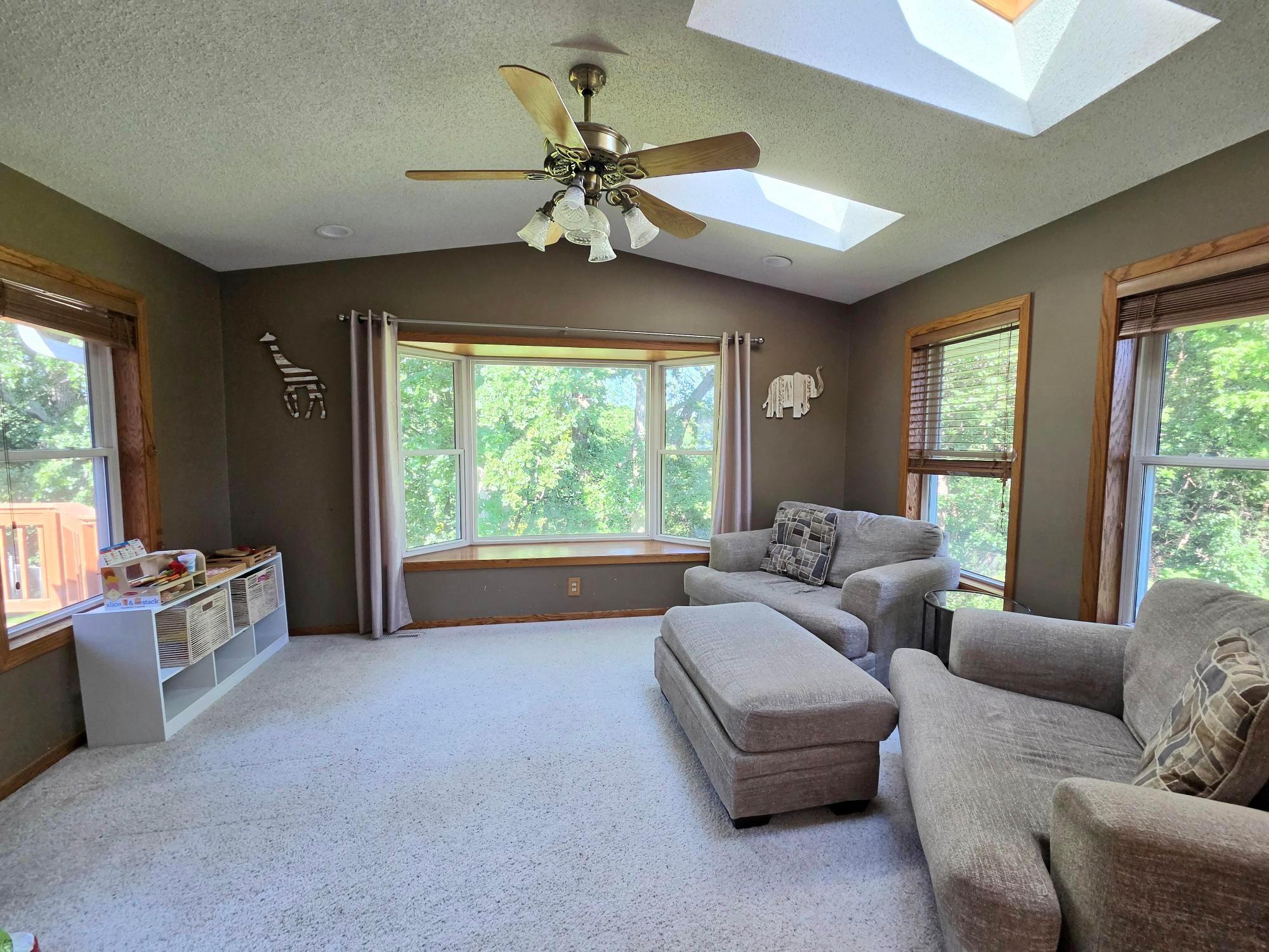 411 Ridge Road Albert Lea, MN 56007 - Photo 17 of 46