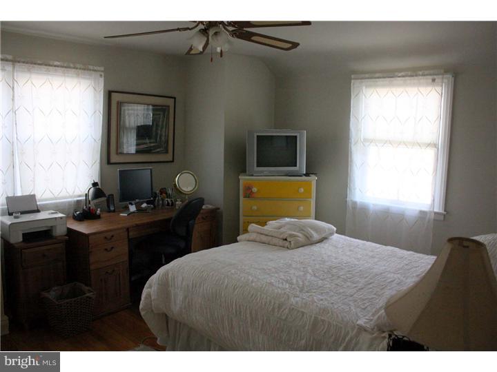 220 Heatherwood Road Havertown, PA 19083 - Photo 13 of 25 Gallery Image 13