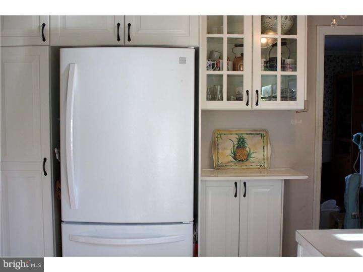 220 Heatherwood Road Havertown, PA 19083 - Photo 8 of 25 Gallery Image 8