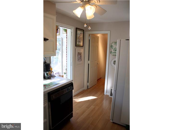 220 Heatherwood Road Havertown, PA 19083 - Photo 9 of 25 Gallery Image 9