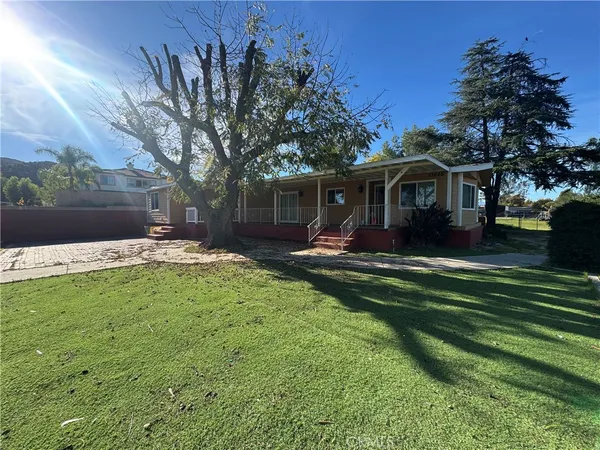 $800,000 | 33065 Penrose Street, Wildomar, CA 92595