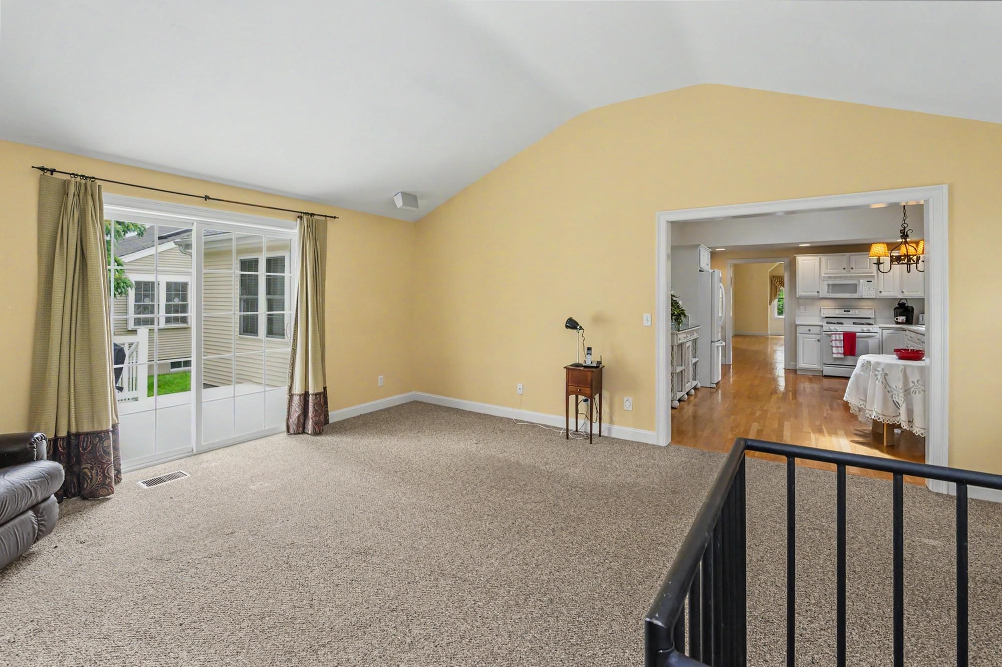 4 Hampton Meadows Hampton, NH 03842 - Photo 26 of 60