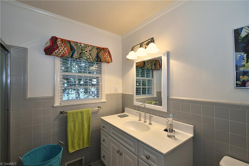 800 Chester Road Winston-Salem, NC 27104 - Photo 15 of 22 Gallery Image 15