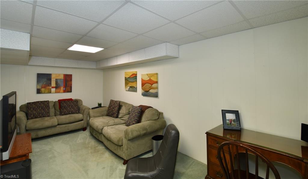 800 Chester Road Winston-Salem, NC 27104 - Photo 17 of 22 Gallery Image 17