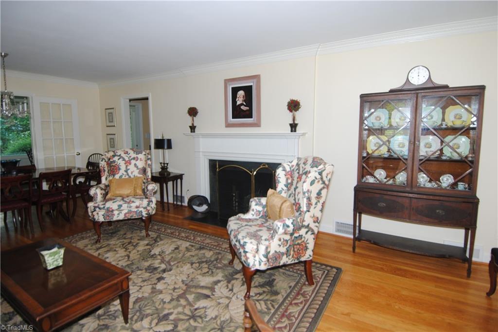 800 Chester Road Winston-Salem, NC 27104 - Photo 4 of 22 Gallery Image 4