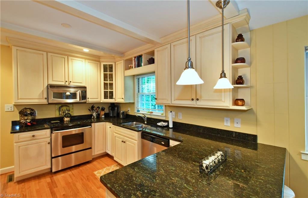 800 Chester Road Winston-Salem, NC 27104 - Photo 7 of 22 Gallery Image 7