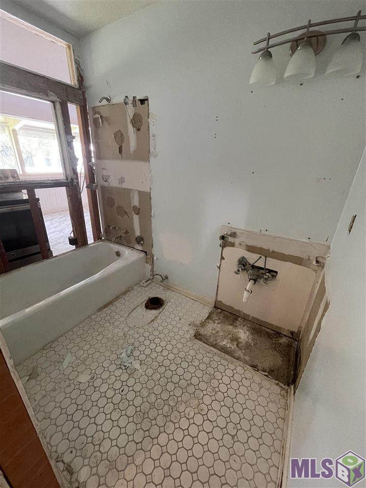 8591 Wakefield Avenue Baton Rouge, LA 70806 - Photo 20 of 24