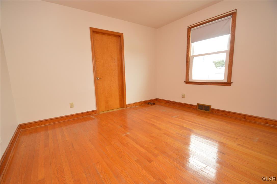501 Hahn Road Nazareth, PA 18064 - Photo 12 of 24