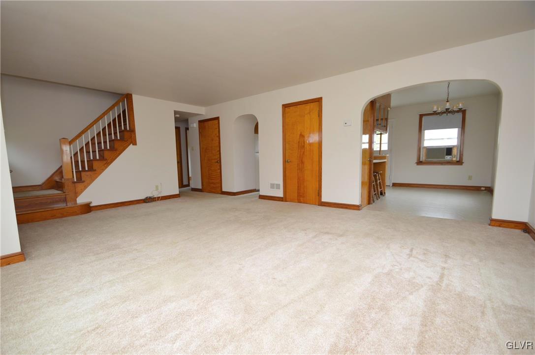 501 Hahn Road Nazareth, PA 18064 - Photo 5 of 24