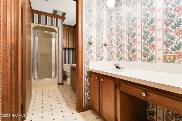 $230,000 | 200 North Trahan Avenue, Kaplan, LA 70548