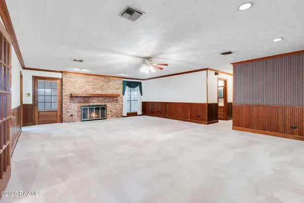 $230,000 | 200 North Trahan Avenue, Kaplan, LA 70548