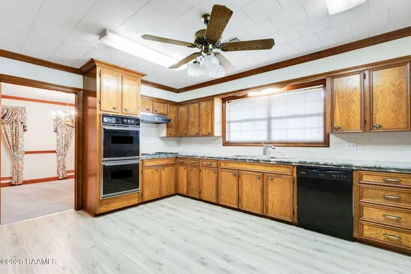 $230,000 | 200 North Trahan Avenue, Kaplan, LA 70548