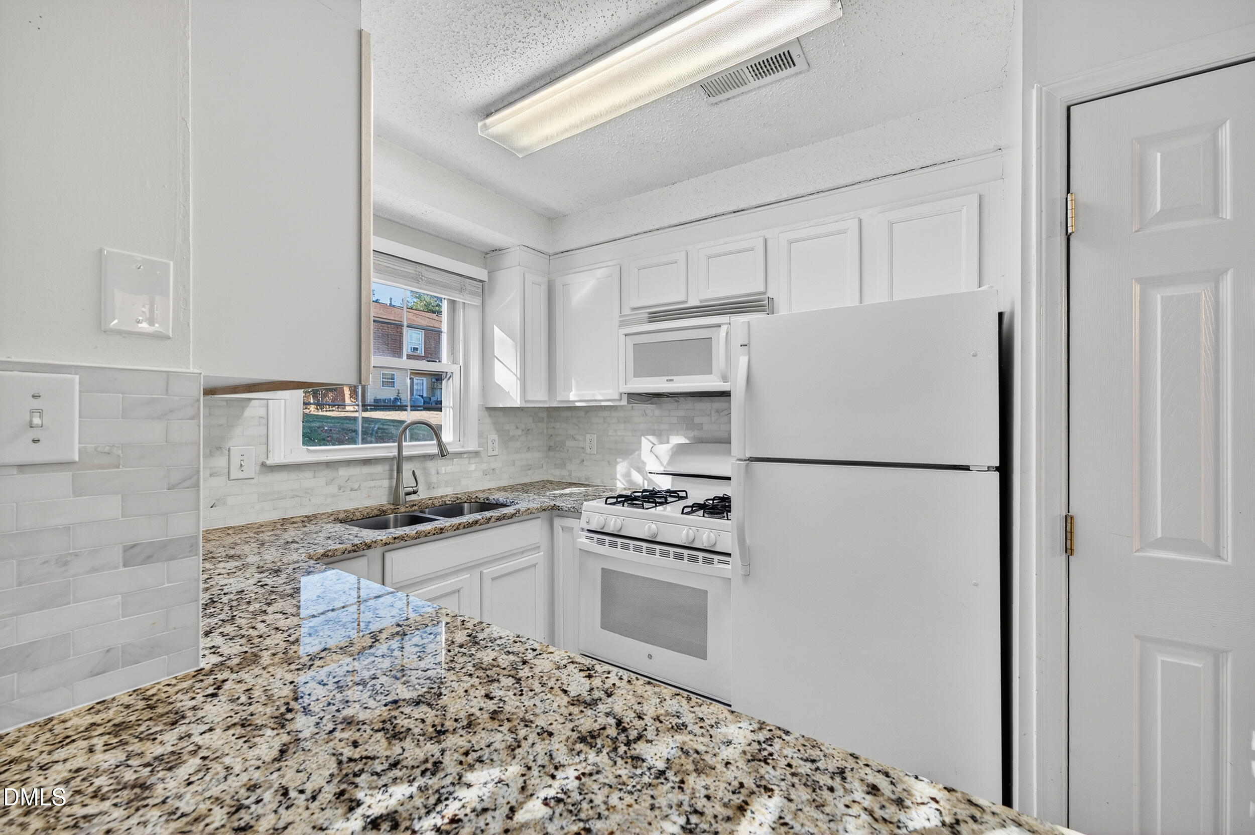 4810 Blue Bird Court, Unit B Raleigh, NC 27606 - Photo 15 of 22 14 -4810 blue bird ct, interior, kitchen