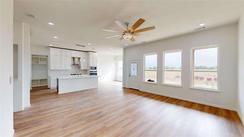 205 Private Rd Point, Unit 5440 Point, TX 75472 - Photo 4 of 34